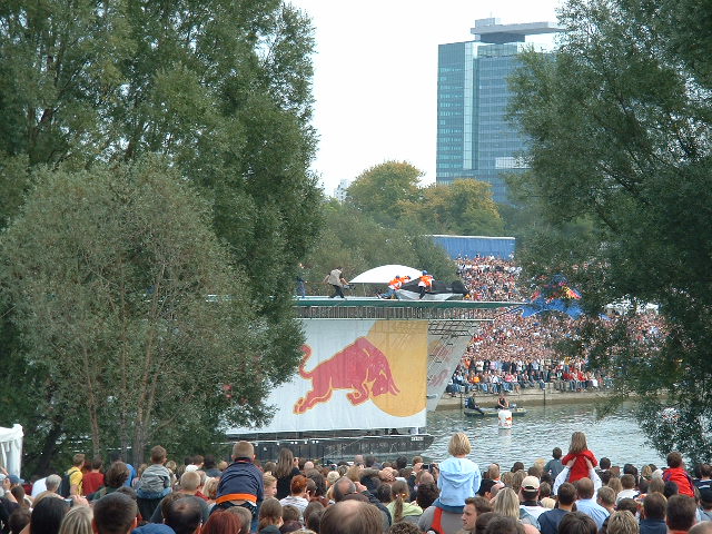 RED BULL Flugtag 19.09.2004