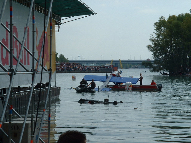 RED BULL Flugtag 19.09.2004